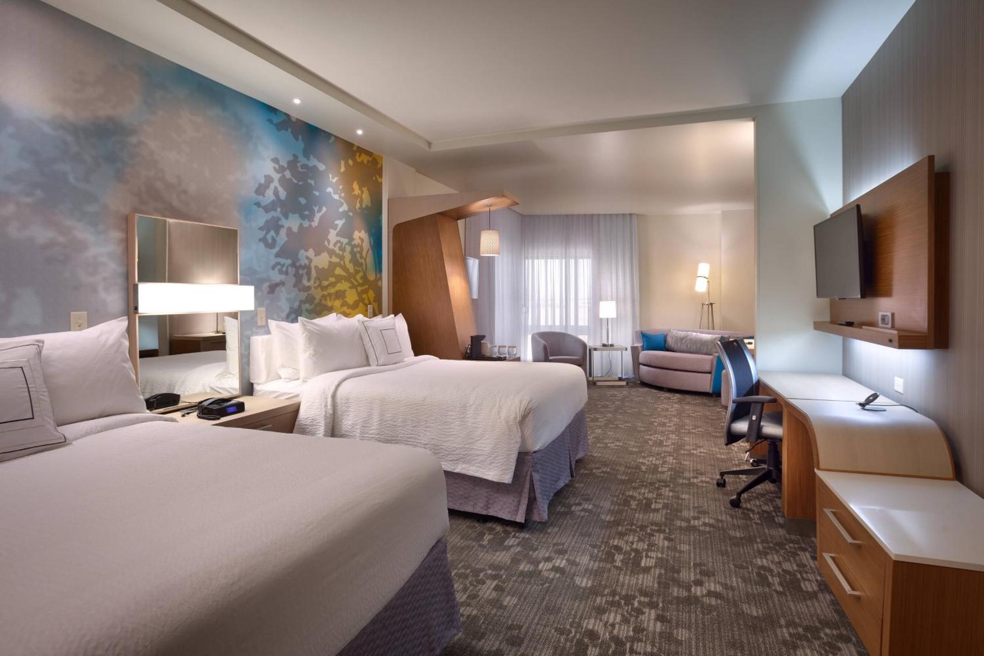 Courtyard By Marriott Phoenix Mesa Gateway Airport Exterior photo