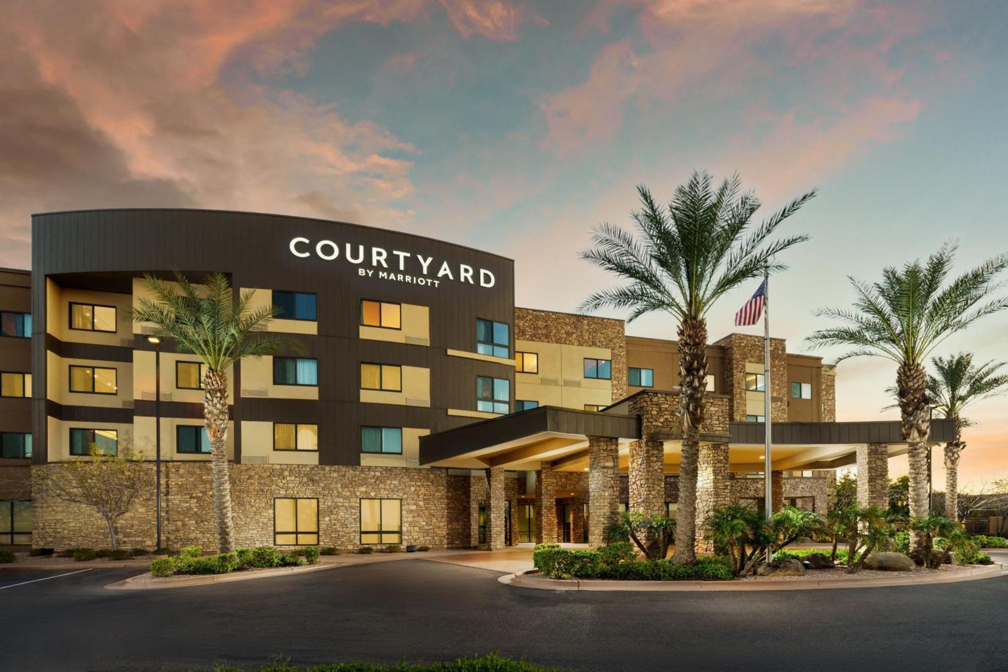 Courtyard By Marriott Phoenix Mesa Gateway Airport Exterior photo
