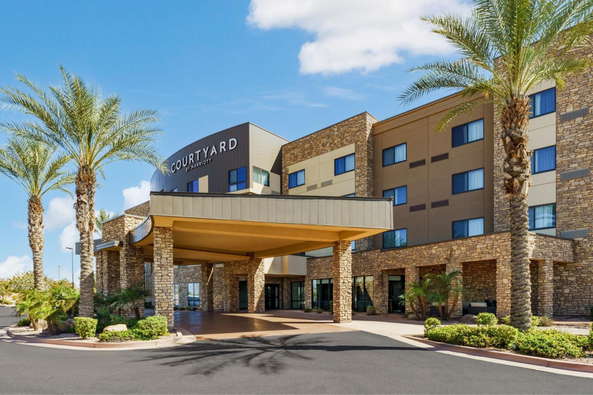 Courtyard By Marriott Phoenix Mesa Gateway Airport Exterior photo