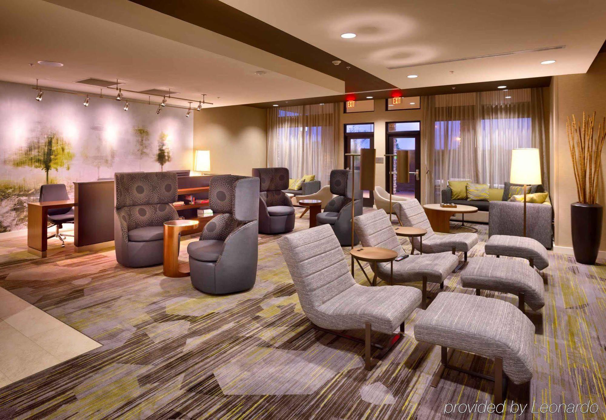 Courtyard By Marriott Phoenix Mesa Gateway Airport Exterior photo